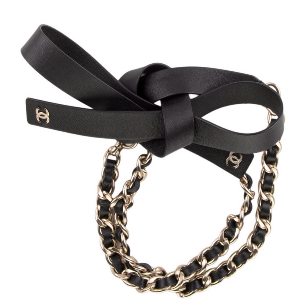 Authentic CHANEL Black and Gold Leather Chain Belt